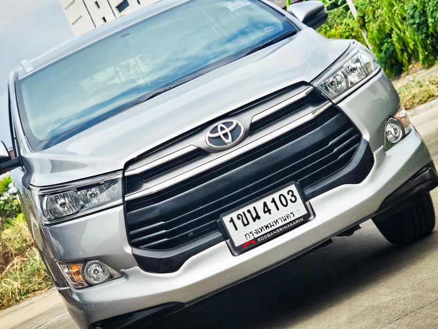 Toyota innova 2.8G 4