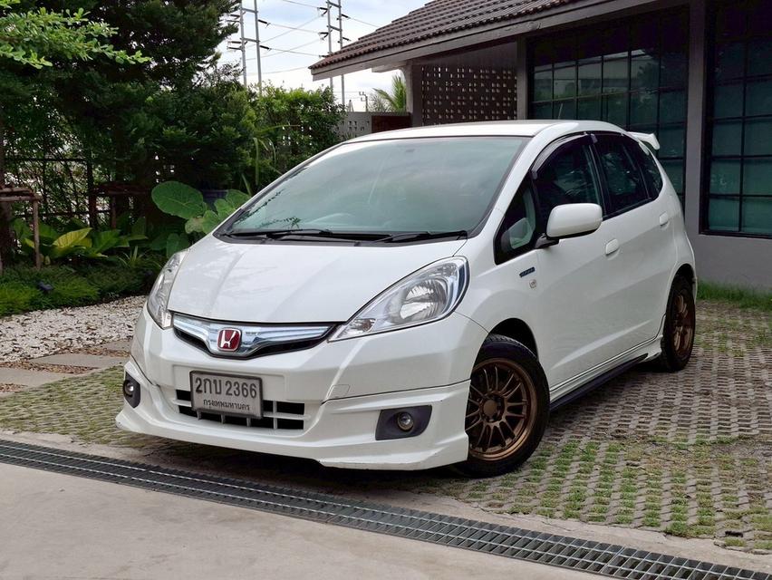 รหัสรถ KN2366 HONDA JAZZ 1.3 HYBRID ปี 2013