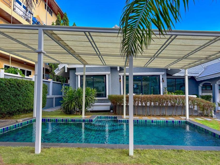 พูลวิลล่าพัทยา 4 ห้องนอน มีสระส่วนตัว เดินถึงหาด 3 นาที แถมรับสัตว์เลี้ยง 🐶 Private Luxury พักได้ 10 ท่าน +++ ลดแรงมาก 5