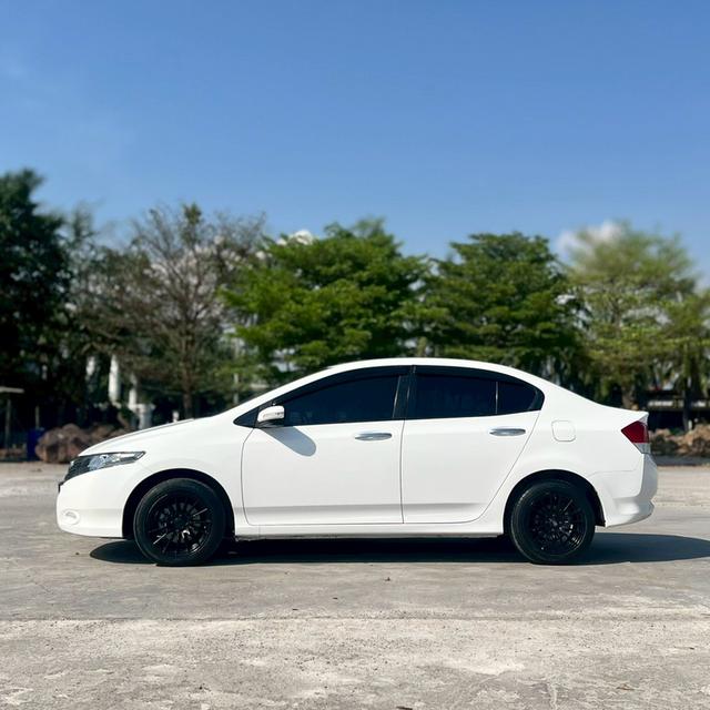 Honda City 1.5 Sv ปี 2011รถบ้านขนานแท้ ขับดีสุดๆ รูปที่ 6