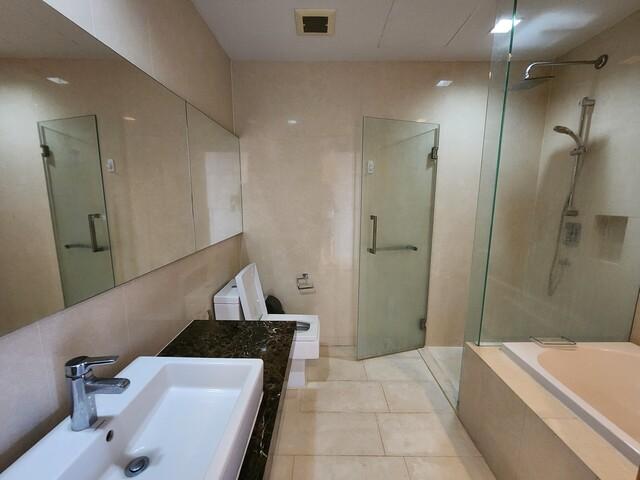 Luxury Living at Hyde Sukhumvit 13 - 3BR Condo near BTS Nana 4
