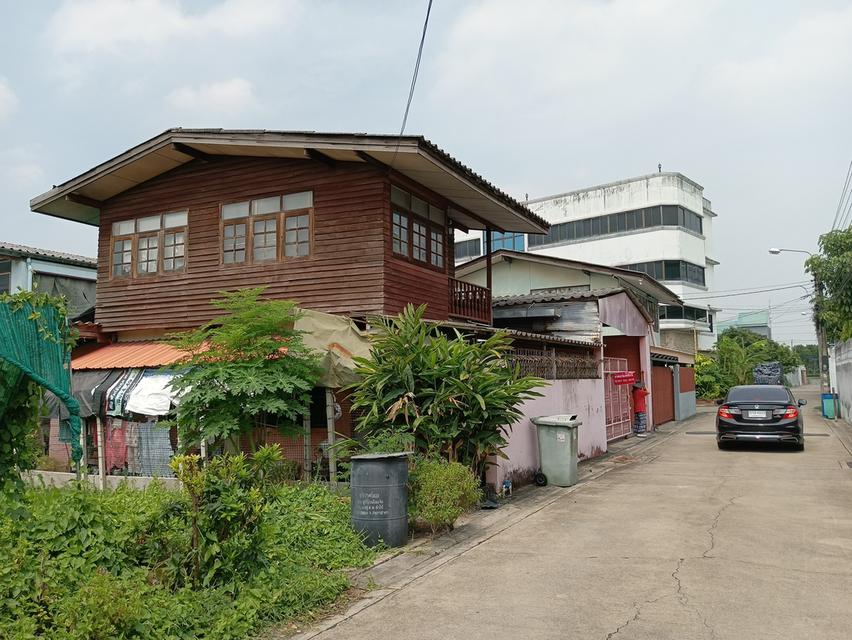 ขายบ้าน2ชั้นครึ่งตึกครึ่งไม้พร้อใที่ดิน47ตรว. 1