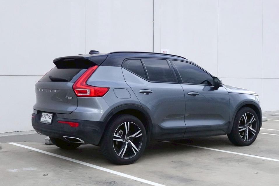 VOLVO XC40 2.0 T5 R-design AWD ปี2019