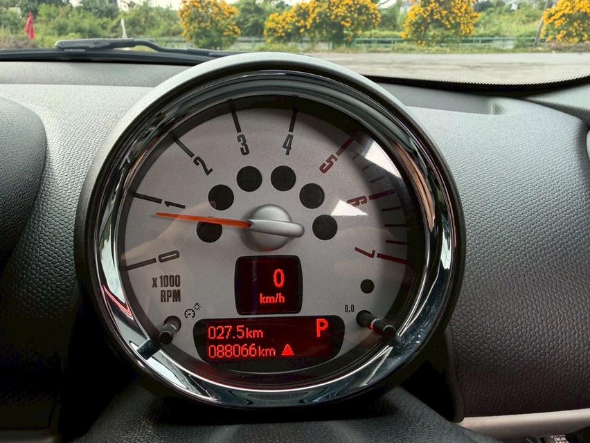 MINI Cooper D Countryman ปี 2015 รถสวยเข้าใหม่ เจ้าของดูแลอย่างดี เช็คศูนย์ทุกระยะ รับรองไม่ผิดหวัง 14