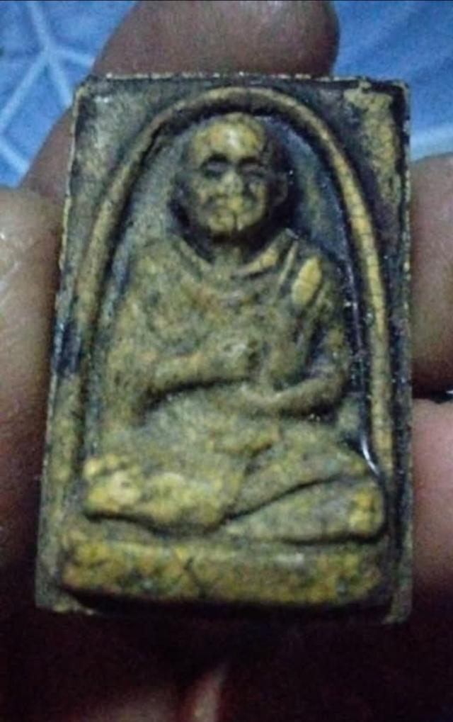 พระเครื่องสมเด็จหลัง ร.5 ปี 2411 รุ่น 113 จ ร ป เนื้อเก่าสวยหน้าเก็บไว้สะสมเปิดคับ