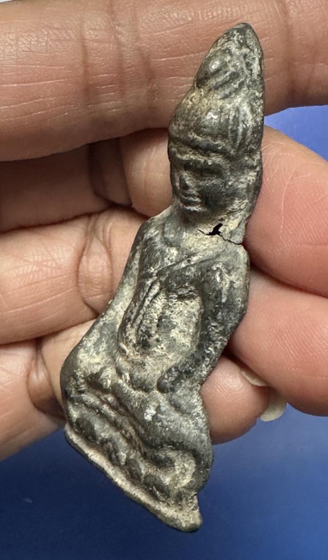 พระหูยาน กรุวัดปืน เนื้อชินแก่ตะกั่ว