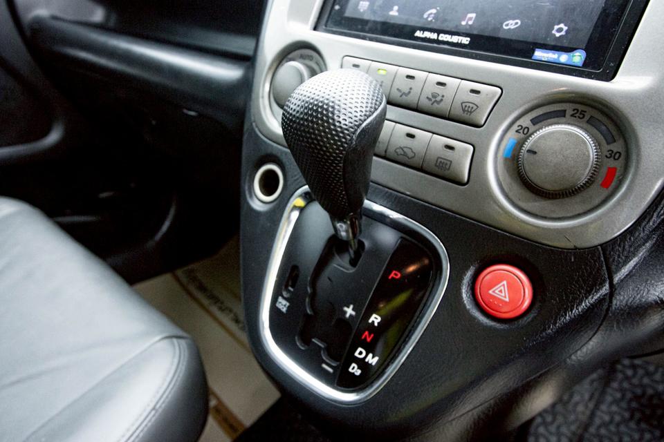 HONDA STREAM 2.0 I-VTEC S K20A  2003 รูปที่ 19