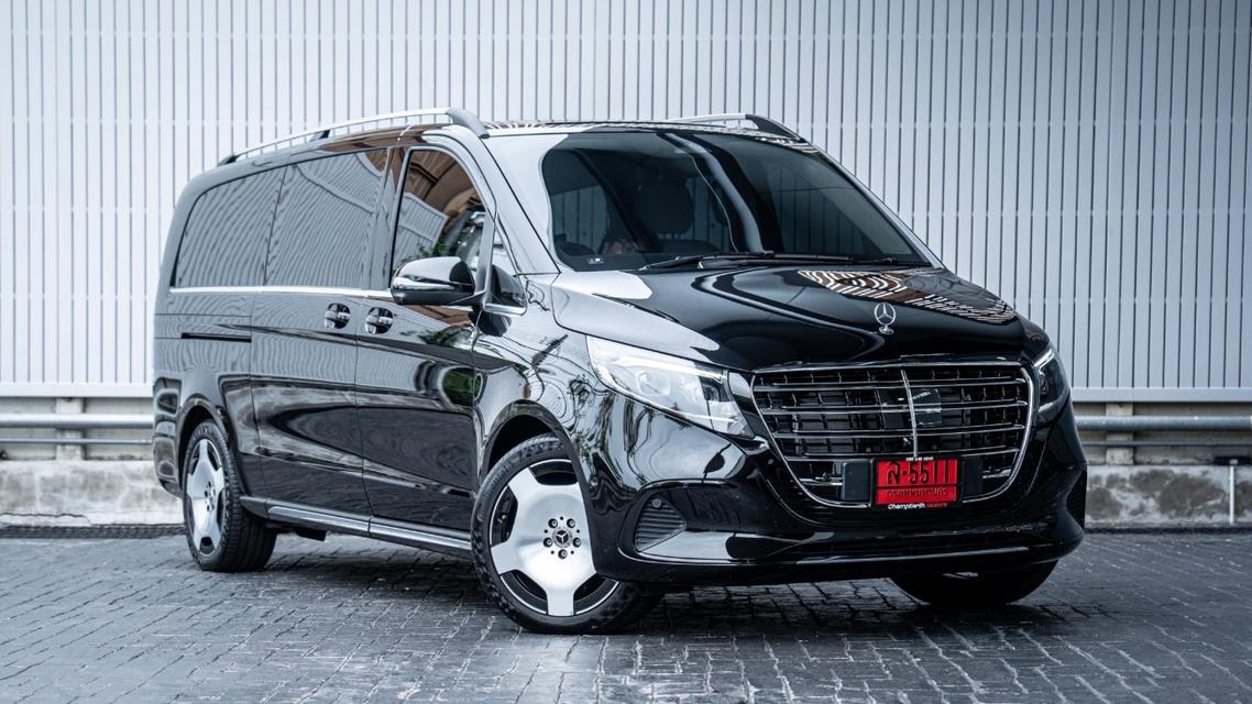 Mercedes-Benz V300d Exclusive 2025 สีดำ มือเดียว สภาพดีสุดไมล์น้อยมาก Warranty Benz เหลือถึง 30042028 รูปที่ 3