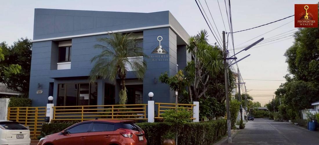 โฮมออฟฟิศ บ้านเดี่ยว อาคารสโตร์ คลังสินค้า อยู่ในหมู่บ้านเสรี ลาดพร้าว 101 คลองจั่น เขตบางกะปิ 2