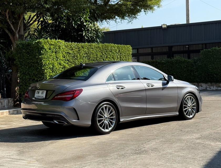 2019 BENZ CLA250 AMG FACELIFT รถมือเดียวออกป้ายแดง รถวิ่งน้อย รถไม่เคยมีอุบัติเหตุครับ 3