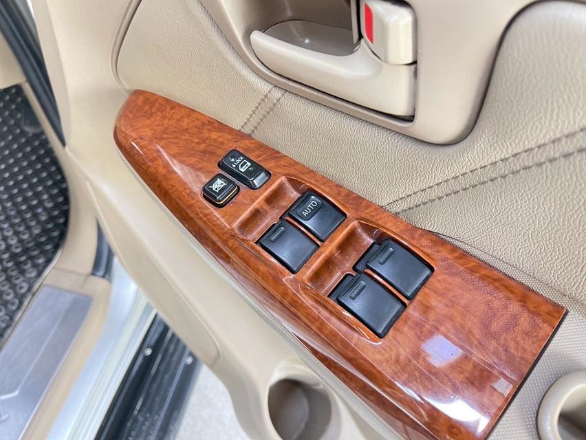 รหัสรถ WMT6536 TOYOTA FORTUNER 3.0 V 2009 10