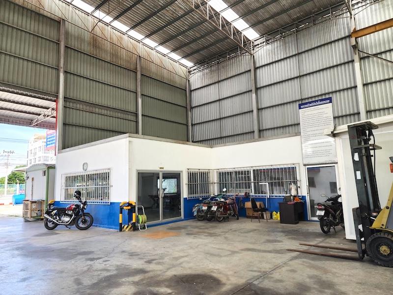 ขายที่ดินพร้อมสิ่งปลูกสร้างเนื้อที่ 4.5ไร่ โกดัง/สำนักงาน ติดถนนหลัก ทำเลดี เหมาะพัฒนาเป็นสำนักงาน ห้างร้าน 7