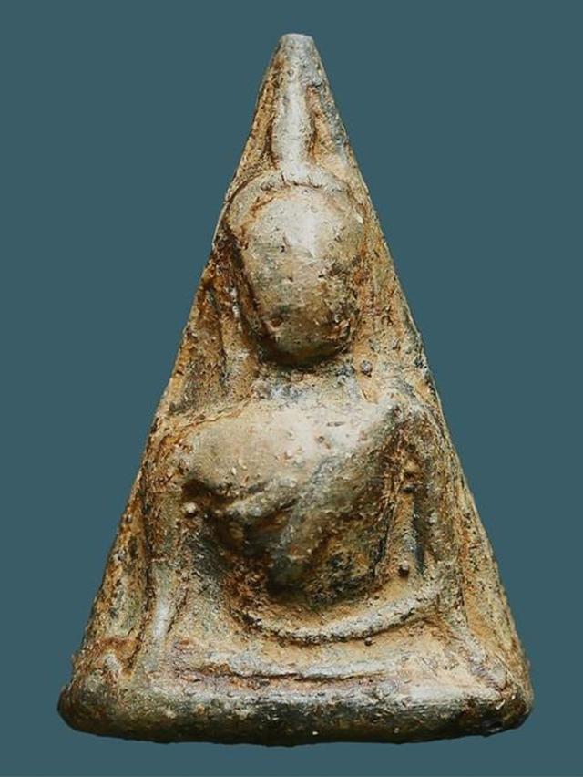 พระนางพญา พิษณุโลก พิมพ์อกนูนใหญ่...เก่า เนื้อจัดสุดๆๆ 2