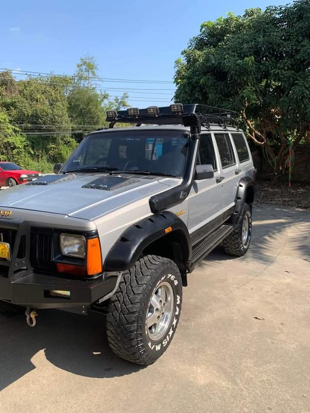 ขาย Jeep Cherokee 4