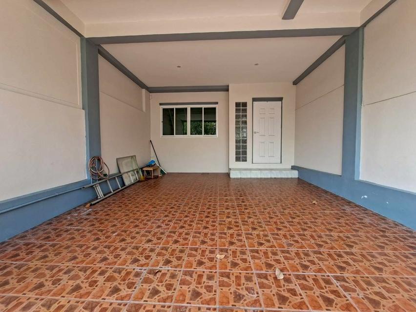 ขายบ้าน 2 ชั้น หมู่บ้านฉัตรหลวง7 ซอยเทศบาล14 สามโคก ปทุมธานี 5