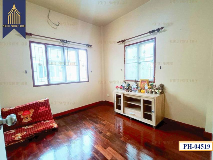 ขาย บ้านเดี่ยวหมู่บ้านปิยวรารมย์ ไทรน้อยห้องหัวมุม 11