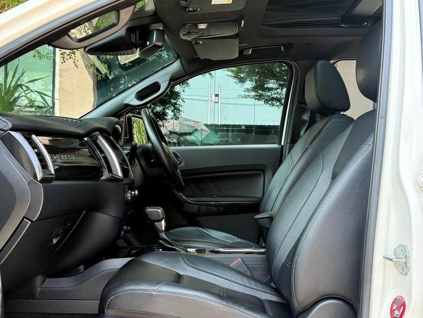 2021 FORD EVEREST 2.0 TITANIUM PLUS รถมือเดียวออกป้ายแดง รถวิ่งน้อยเพียง 8X,XXX กม เข้าศูนย์ทุกระยะ รถไม่เคยมีอุบัติเหตุครับ รูปที่ 12