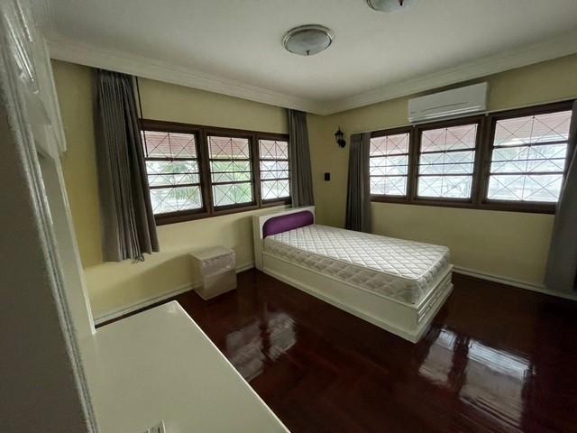 บ้านเดี่ยว 2 ชั้น 5 ห้องนอน 5 ห้องน้ำ จอดรถได้ 3 คัน ซอย 20 มิถุนา ย่านสุทธิสาร 3