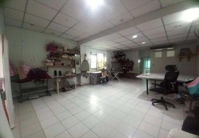 ขายคอนโด ลุมพินี เซ็นเตอร์ แฮปปี้แลนด์ ถนนลาดพร้าว บางกะปิ กรุงเทพมหานคร 2