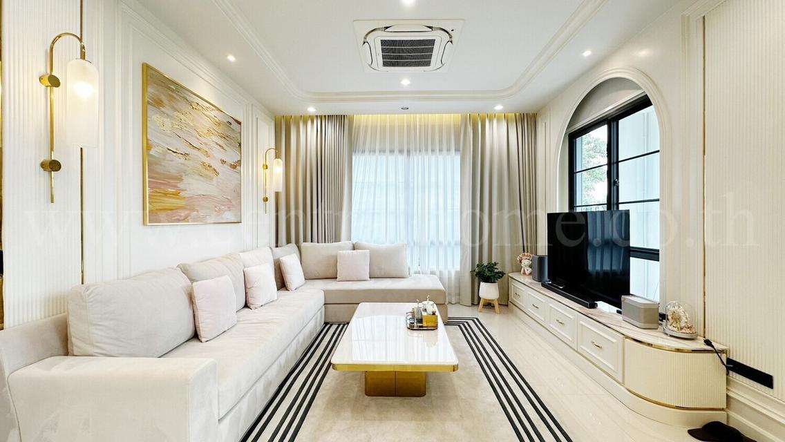 บ้านเดี่ยว สไตล์ Modern เศรษฐสิริ กรุงเทพ - ปทุมธานี วิวสนามกอล์ฟ Panorama  2