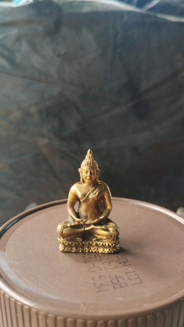 เหรียญ พระ รูปหล่อ พระพุทธรูป 4