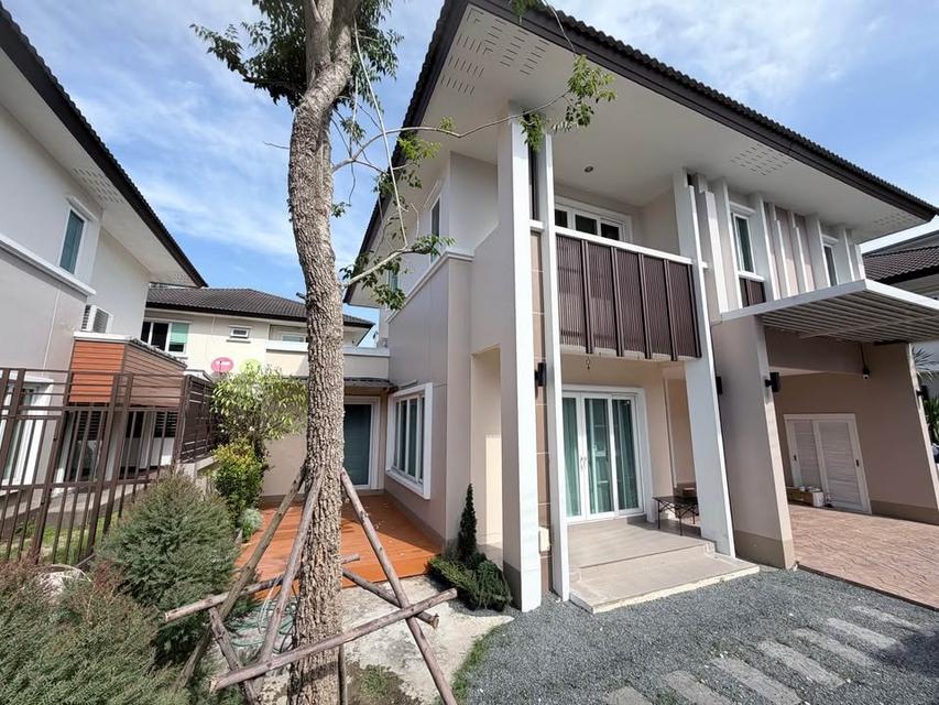 🏡 บ้านเดี่ยวสองชั้นในโครงการ ใกล้สิ่งอำนวยความสะดวกครบวงจร #สันทราย ราคาเพียง 35,000 บาท/เดือน✨ 清迈双层独栋别墅出租 家具齐全 4 卧室 3 卫生间 租金 35,000 泰铢/月(含物业费)✨ 17