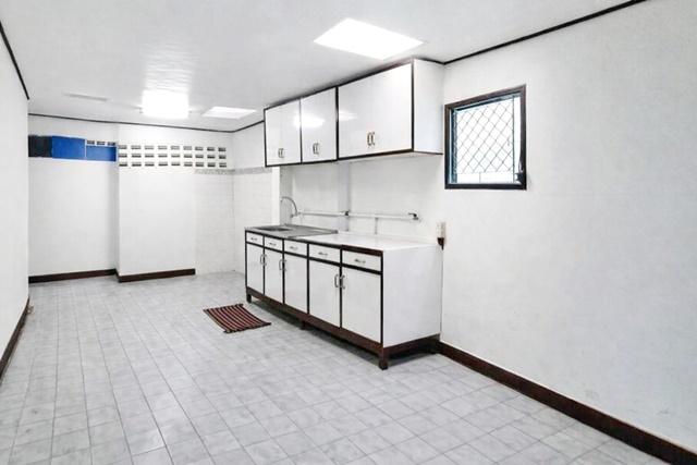 BTSเสนานิคม 1.02กม. BTS ม.เกษตร 1.22กม. ให้เช่าบ้านชั้นเดียว รัชดา พหลโยธิน34 5นอน 2 แอร์ 4