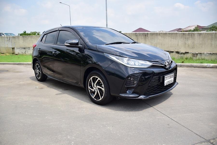 ขาย รถสวยมือเดียว /ปี2022 ฟรีดาวน์ YARIS 1.2 สปอรต์ /เกียร์ ออโต้ เบาะหนังแท้ /แอร์ดิจิต๊อล /ไม่เคยชน ชุดแต่งจอFM CD ABS AIRBAG/ขับดีมากโทร0957401229 