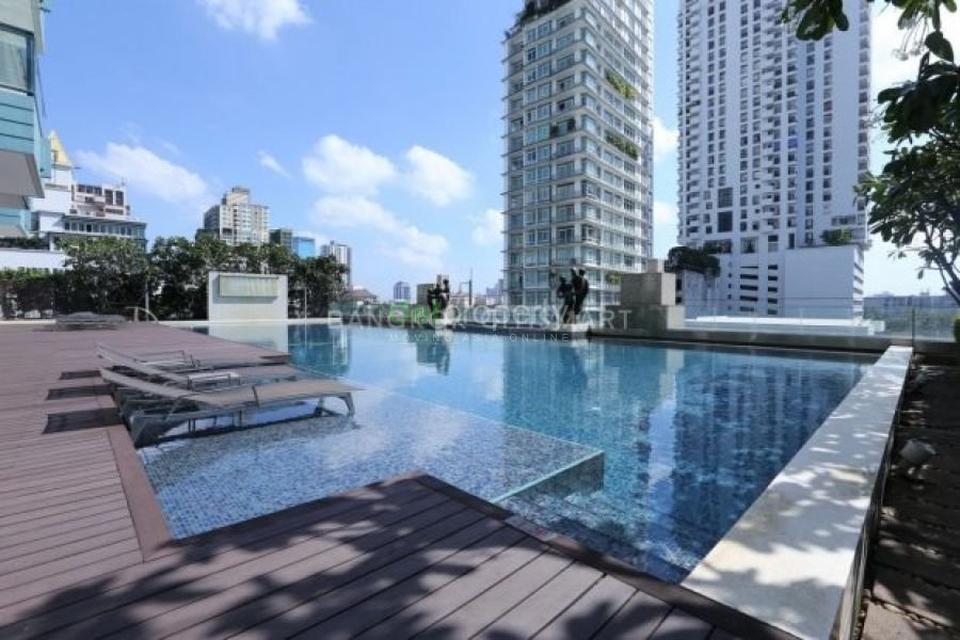 รูปหลัก Condo for rent on the whole floor, 10th floor, 4 bedrooms, 4 bathrooms, located in the heart of Thonglor.