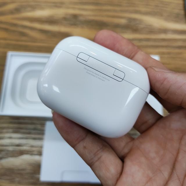 🎧 AirPods Pro 3 ครบกล่อง + จุกใหม่ยังไม่ใช้ (เครื่องศูนย์ไทย) รูปที่ 4