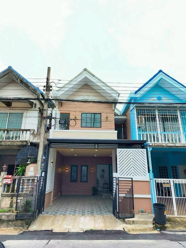 หมู่บ้านแดนทอง 1