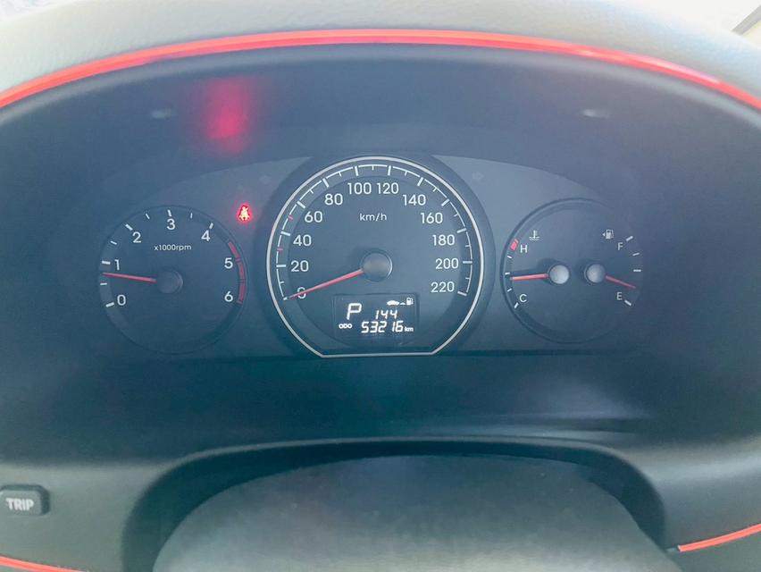 Hyundai H-1 2.5 Deluxe 2018 10