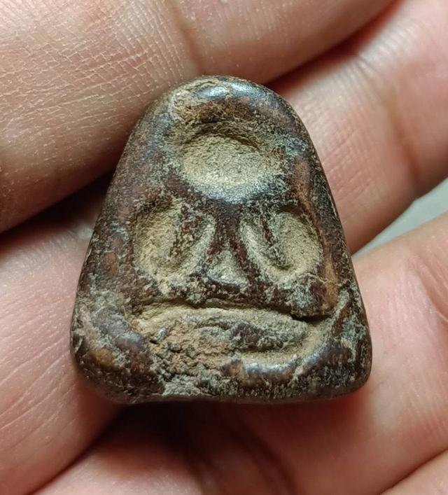 พระปิดตาพิมพ์หลังแบบหลวงพ่อแก้ววัดสุวรรณ 7