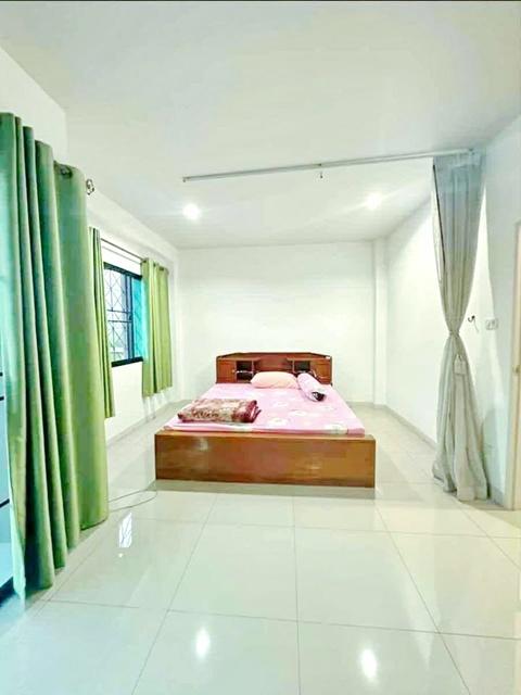 แยกสะเมิง 1.3 กม.เชียงใหม่ Star Avenue 5 หางดง 1.8 กม.ให้เช่าทาวน์โฮม 2 นอน 2 น้ำ Big C หางดง 3.6 กม. 2