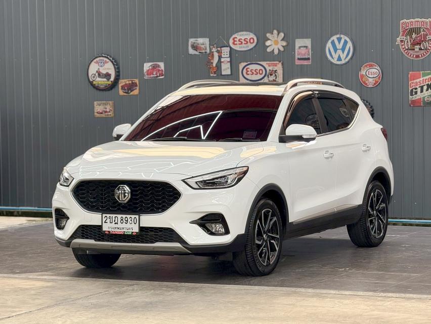 รถสวยสภาพดี ออฟชั่นจัดเต็ม  ใช้งานน้อย 67,000กม MG ZS 1.5 X+ SUNROOF ปี2021 