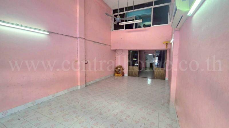 อาคารพาณิชย์ 3.5 ชั้น ซอยอยู่สุข 23 บางเมือง - สมุทรปราการ รีโนเวทแล้ว สภาพดี 2