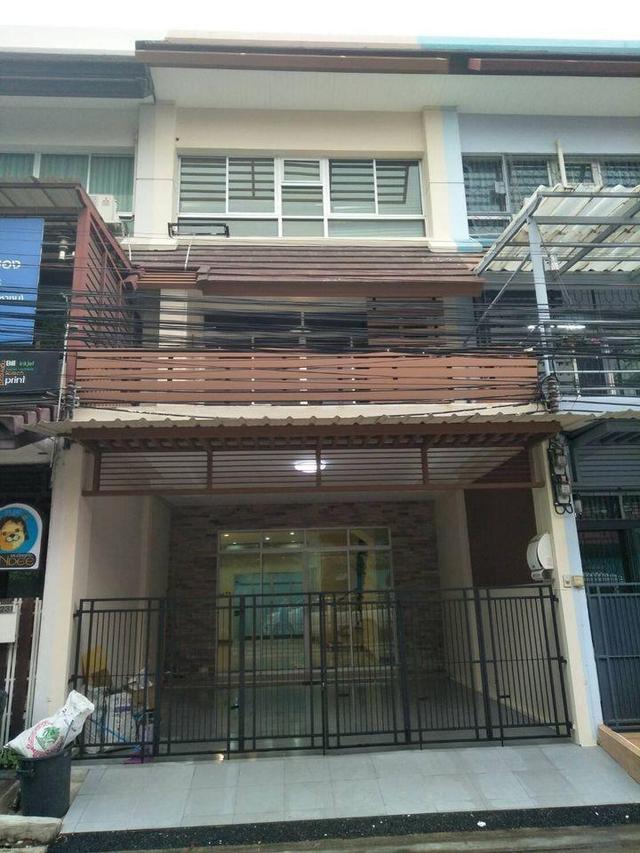 รูป ให้เช่าทาว์นโฮม 3 ชั้น โครงการ RK Office Park มีนบุรี ถนนสุวินทวง