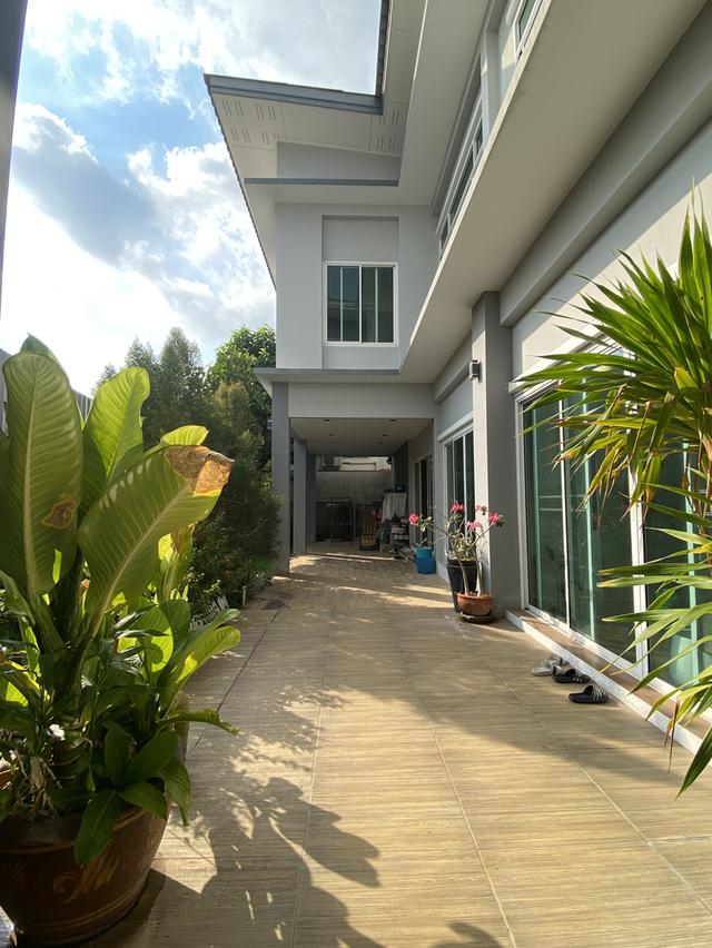 บ้านเดี่ยว2ชั้น สไตล์โมเดิร์น 100ตรว ย่านรัชดา-รามอินทรา 9