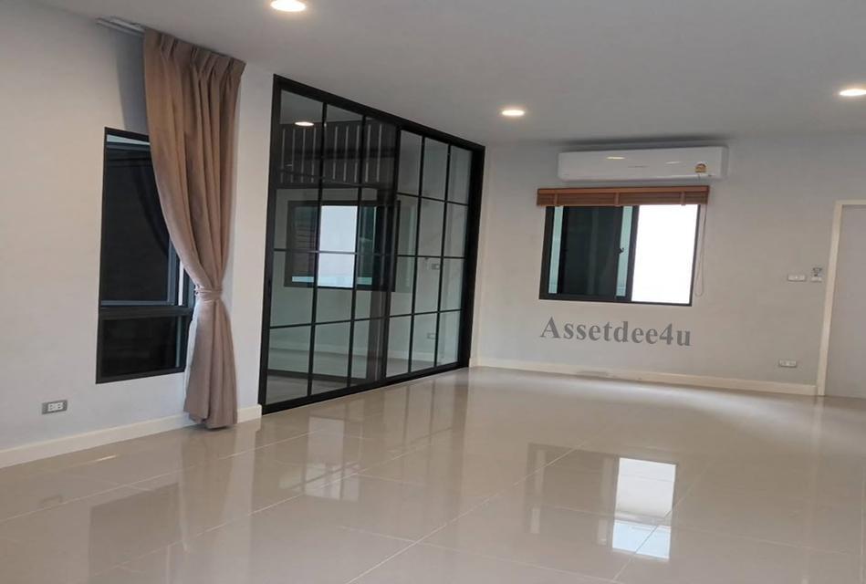 AT572 ให้เช่าทาวน์โฮม 2 ชั้นหลังมุม อนาบูกิ ธนาฮาบิแทต สะพานมหาเจษฏาบดินทร์ ราชพฤกษ์ ไม่มีเฟอร์นิเจอร์ เลี้ยงสัตว์ได้