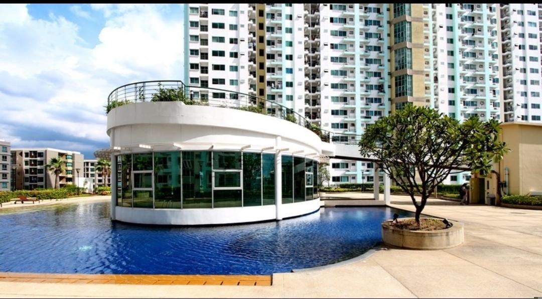 Sell by owner hard up for cash 750 m from MRT. 13