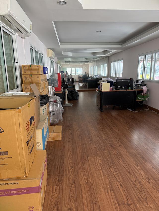 ขาย ที่ดินพร้อมสิ่งปลูกสร้าง ซ. ลาดพร้าววังหิน 48 ขนาด 95 ตร.ว. 2