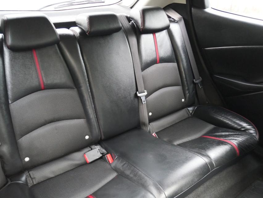 Mazda2 XD High Plus ปี2015 Book serviceครบ  10