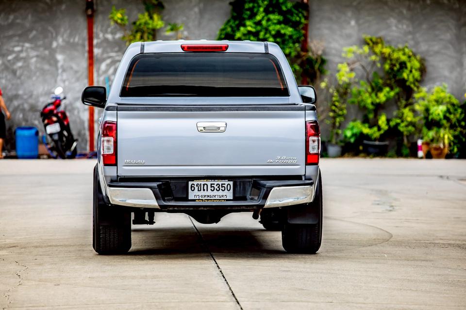 Isuzu D-Max Hi-Lander Cab4 3.0 Di Turbo เกียร์ออโต้ ปี 2003 สีเทา สวยสภาพดี 8