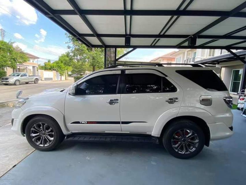 TOYOTA FORTUNER 3.0 4WD ปี2012 3