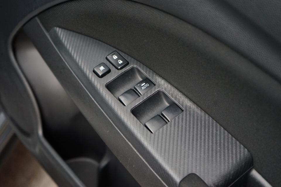 2021 M.ATTRAGE 1.2GLX 12