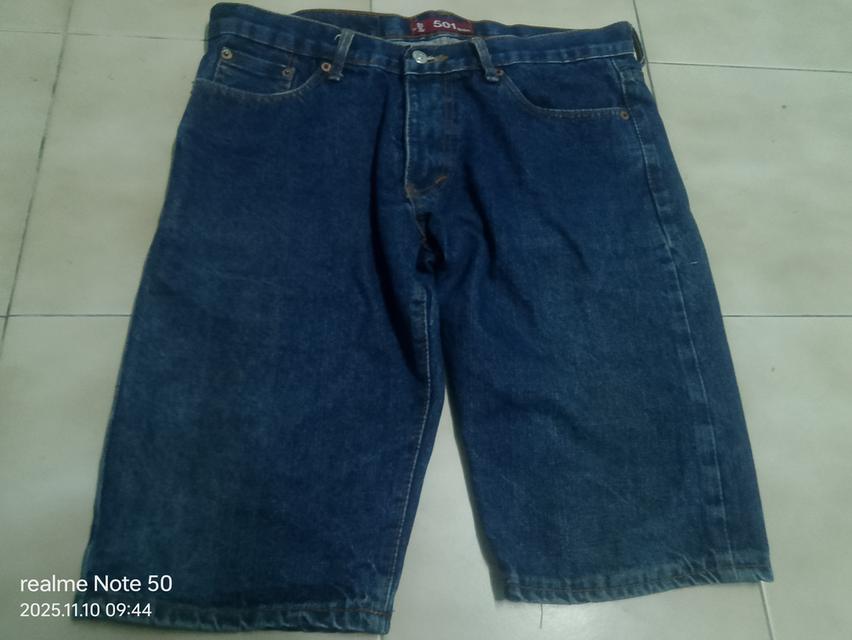 กางเกงสามส่วนลีวายแท้