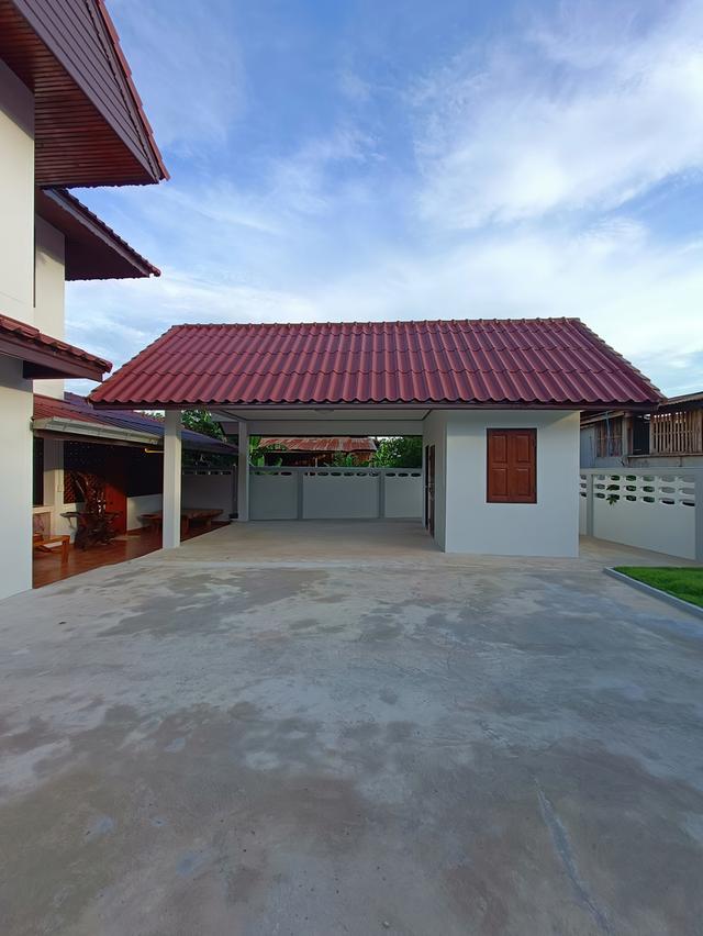 บ้านเดี่ยวมือสอง รีโนเวทพร้อมเข้าอยู่ กลางเมืองลับแล จ.อุตรดิตถ์ 4