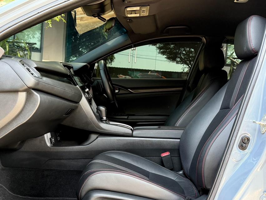 2022 HONDA CIVIC FK 1.5 TURBO RS รถมือเดียว 60,000 กม สภาพป้ายแดง ประวัติศูนย์ครบ  รถไม่เคยมีอุบัติเหตุครับ 14