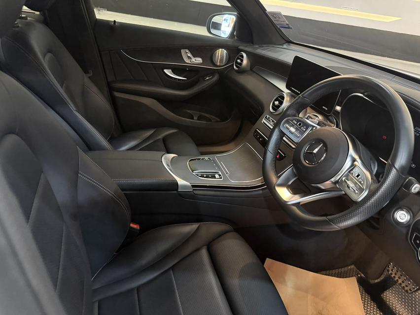 Mercedes-Benz GLC300e AMG Dynamic 2022 สีขาว มือเดียว ไมล์น้อย วารันตี 8 ปี คุ้มมากๆ รูปที่ 6