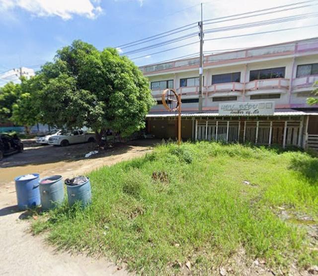 ลพบุรี ซ.พัฒนานิคม 9-15 ให้เช่าอาคารพาณิชย์ 3 ชั้น 2 คูหา 48ตร.วา. 580ตร.มทำเลพัฒนานิคม อาคารใหญ่ 2 นอน 2 น้ำ 6 จอดรถ เด 5